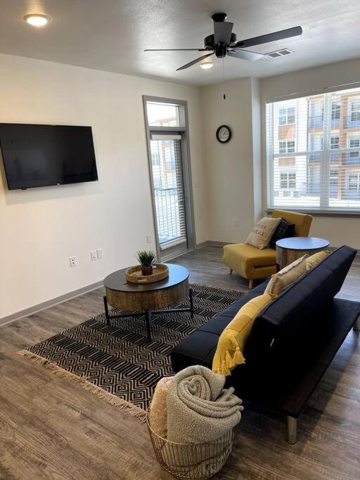 Luxury Apartment Colorado Springs Extérieur photo